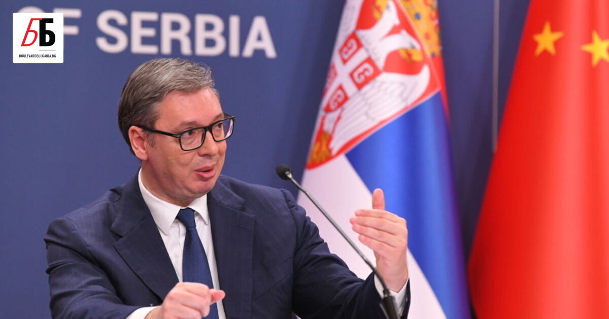 Сръбският президент Александър Вучич обяви медийния магнат Драган Шолак за