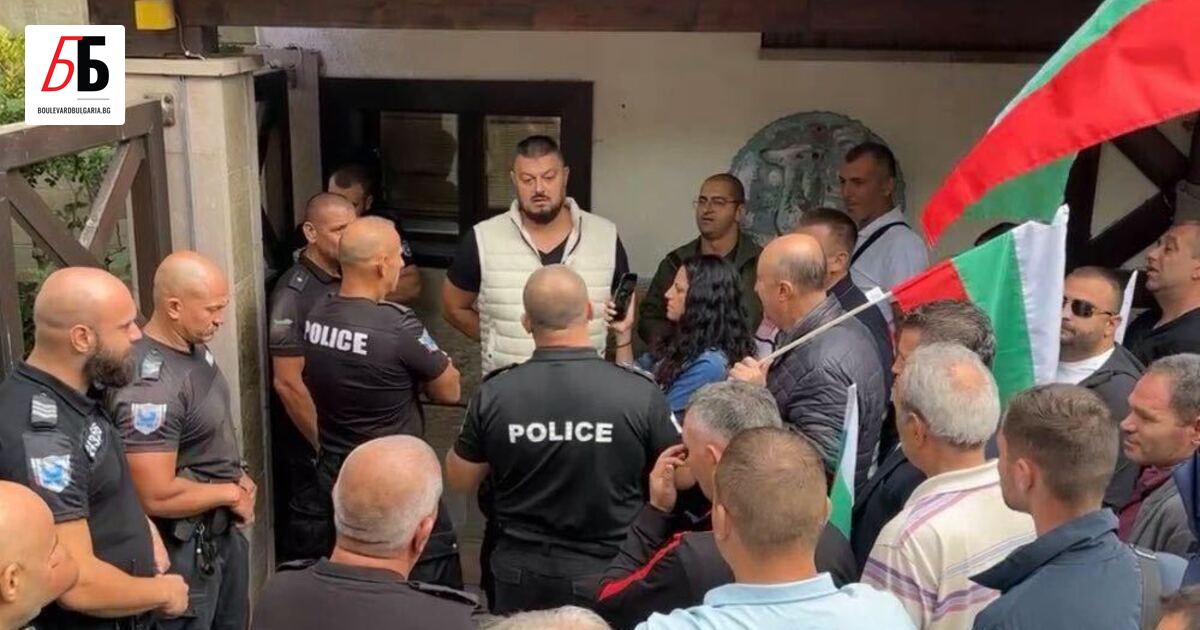 Бившият директор на TV7 и бивш евродепутат Николай Бареков се