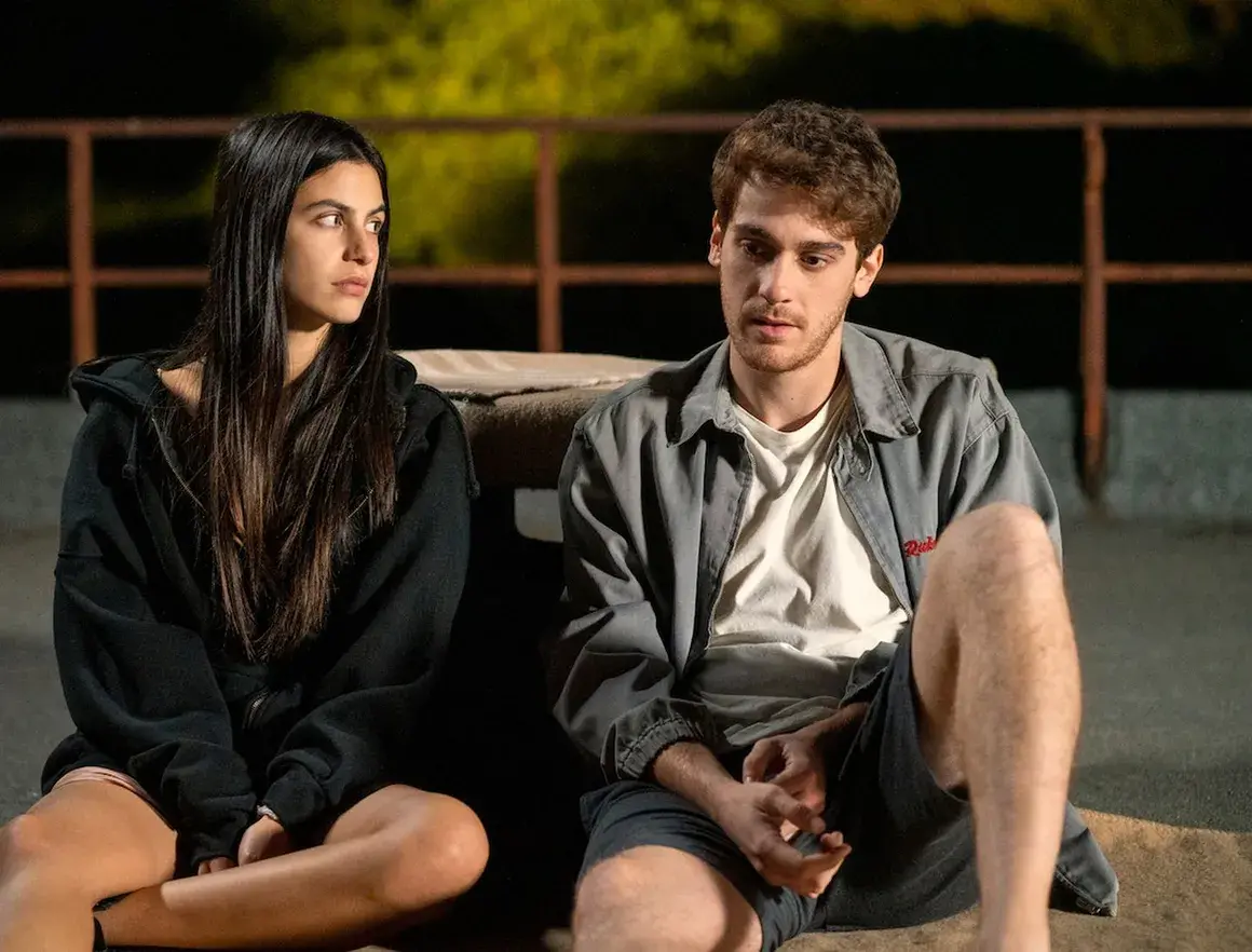 Everything Calls for Salvation, сезон 2 (Netflix) - 26 септември