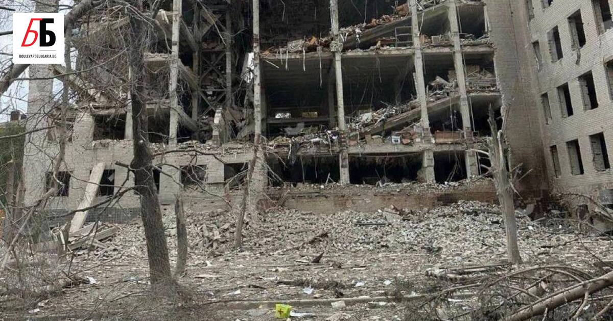 Най-малко 41 души са загинали, а повече от 180 са