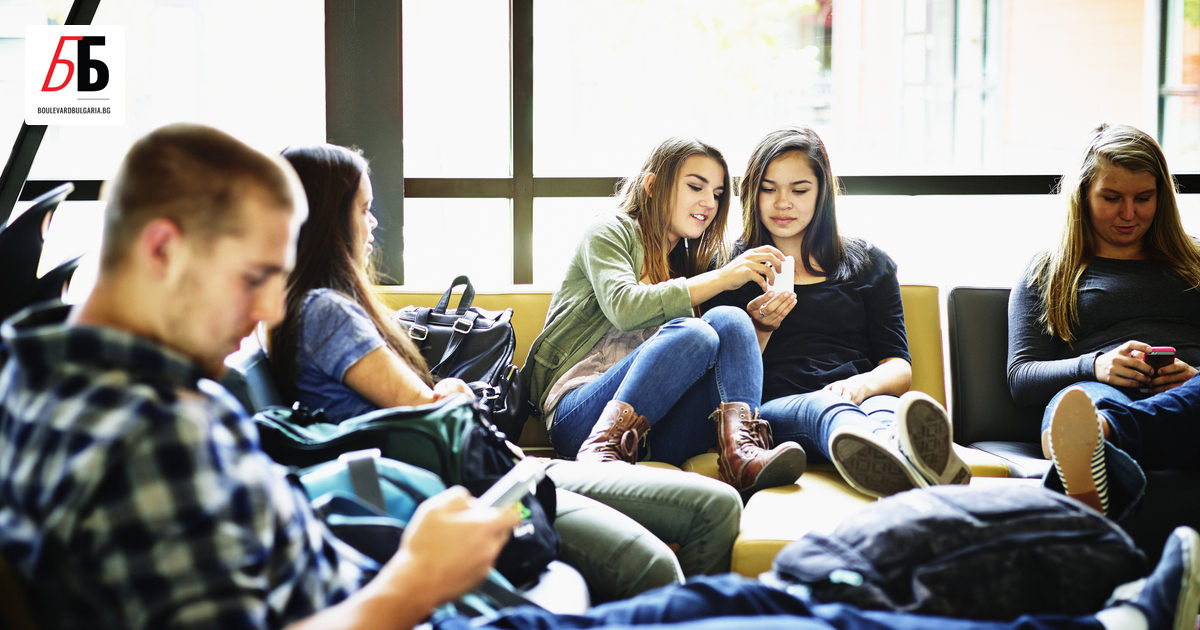 Всички профили на тийнейджъри в Instagram ще бъдат заключени в