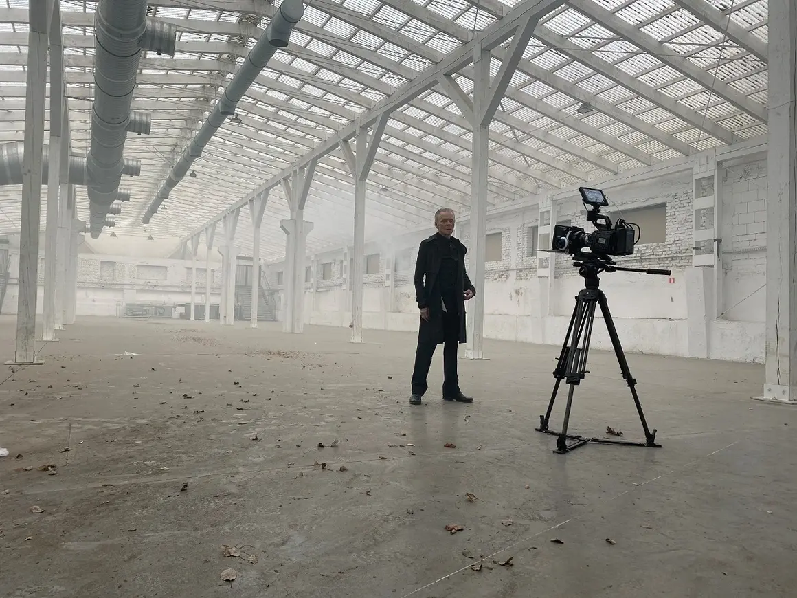 "Когато хората са в изолация, въображението няма граници": HBO с нова част от поредицата "Вкъщи"