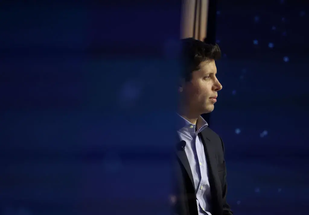 3 оставки за един ден в OpenAI: Кой всъщност контролира компанията зад ChatGPT?