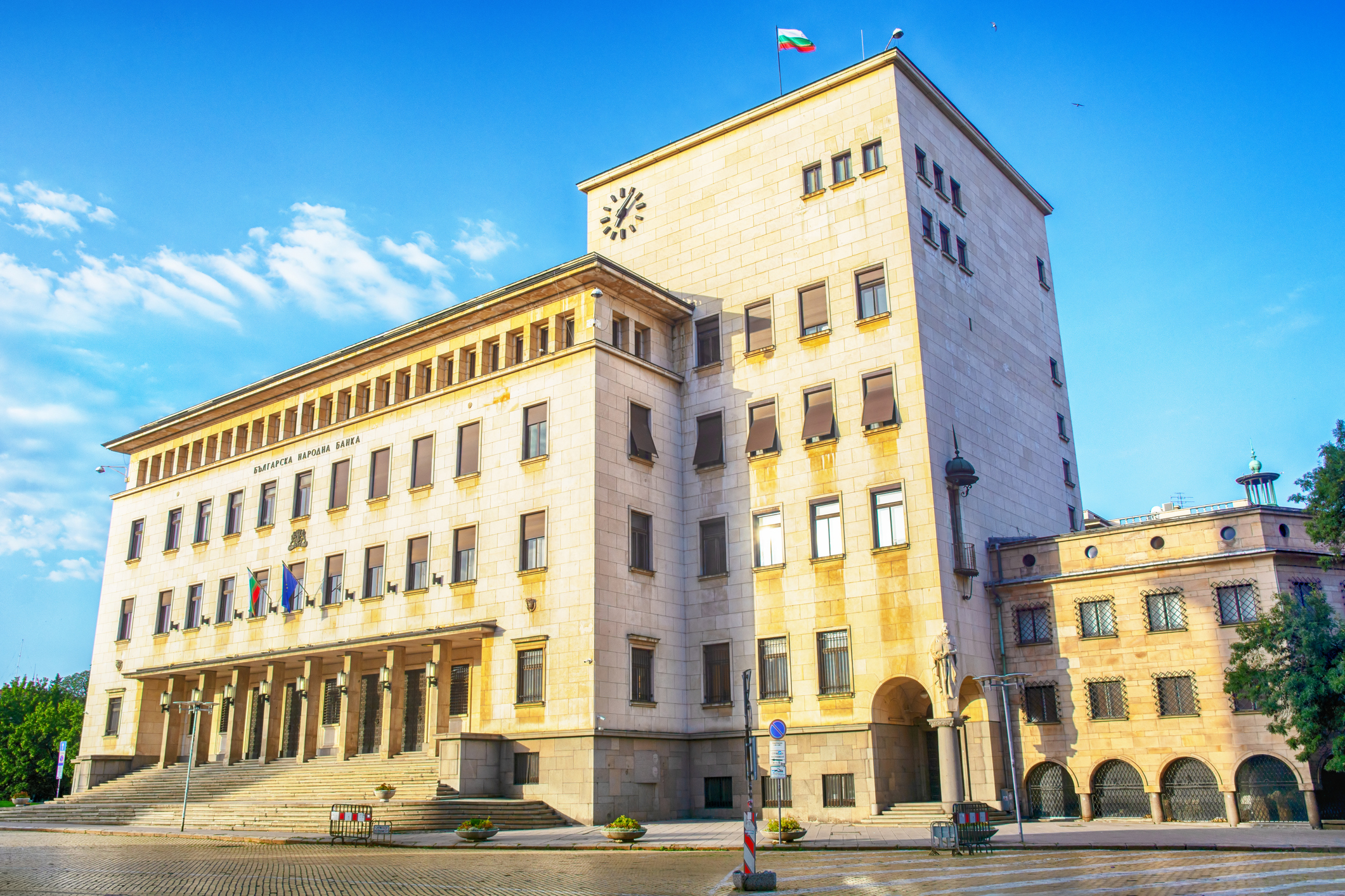 БНБ: Икономическият растеж се забавя, а инфлацията ще расте