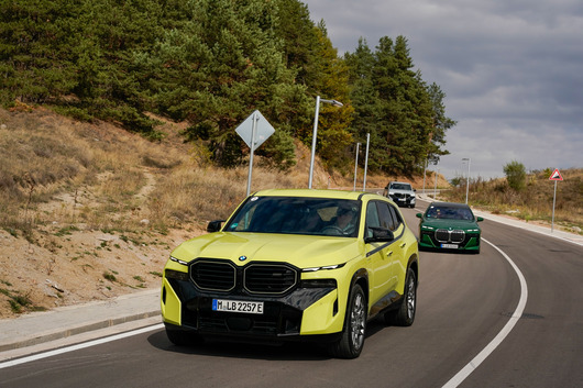 BMW България отчете добра година и напомни, че луксът е удоволствие за всички сетива 