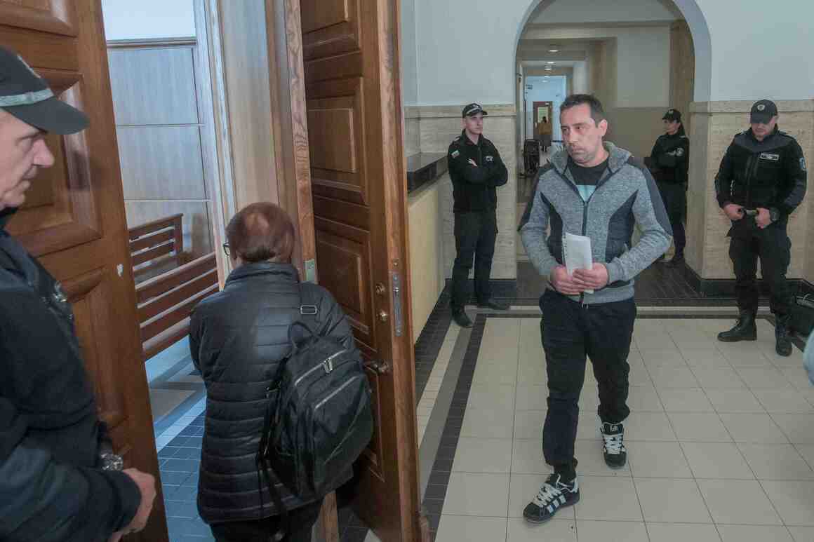 Болен адвокат отложи делото за смъртта на 14-годишния Филип, който беше убит на пешеходна пътека в София