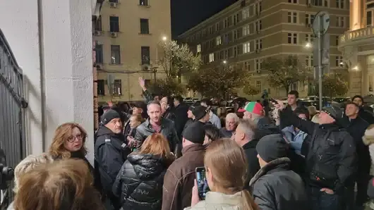 Билетите за Малкович свършват. Артисти се събират да защитят свободата на словото