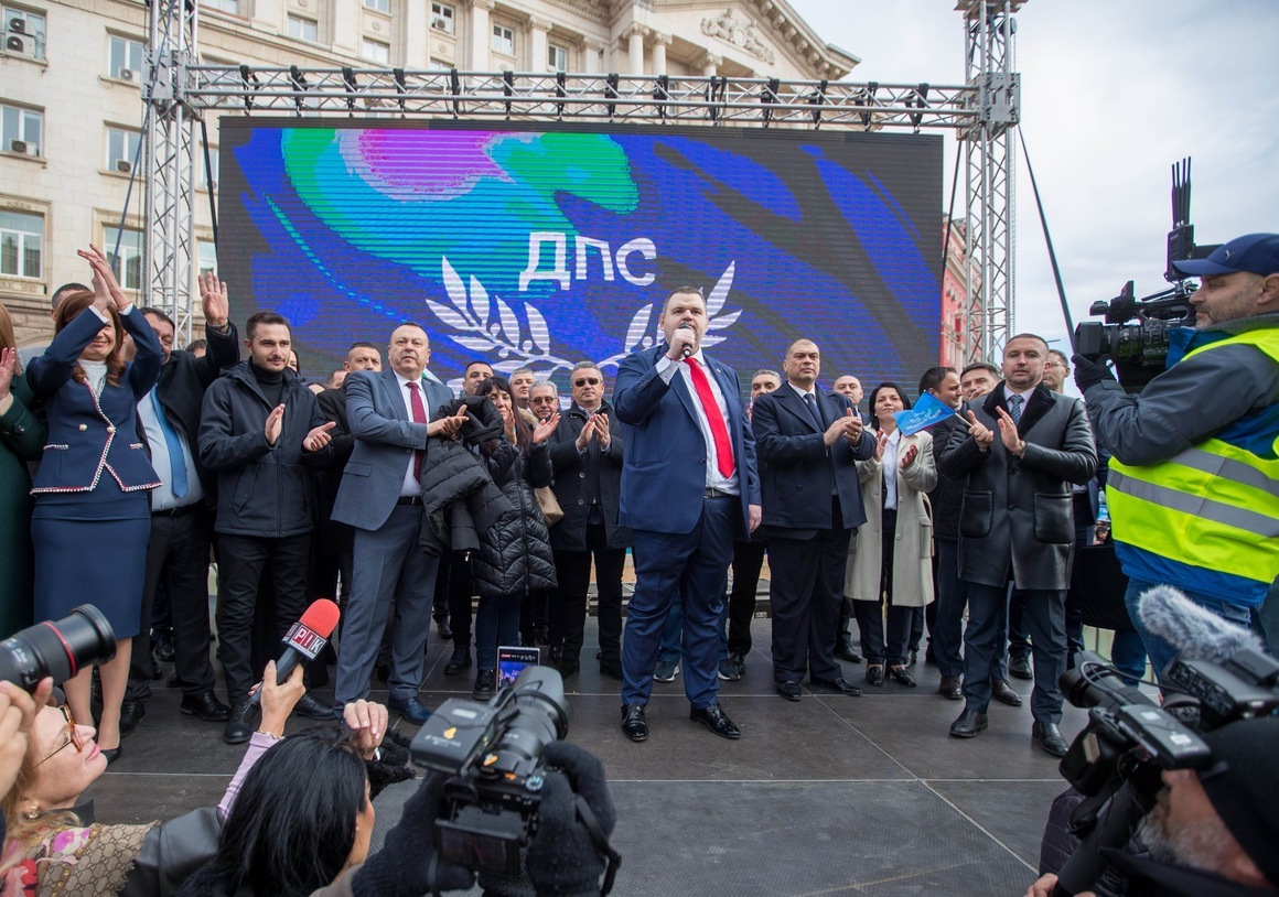 Пеевски заплаши, че това е последният мирен протест 