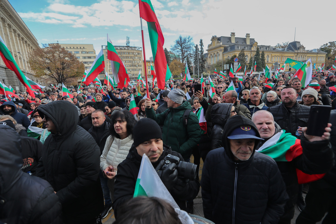 КС образува второ дело за касиране на изборите