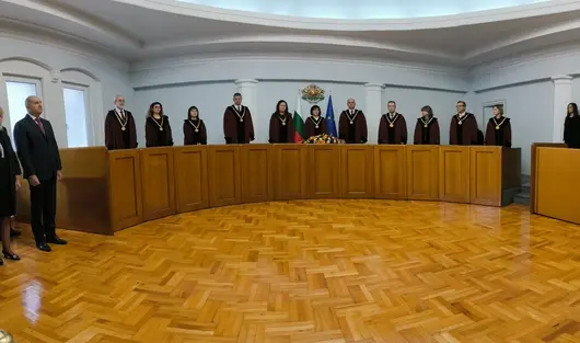Безпрецедентно: Прокуратурата проверява КС. Съдът ѝ напомни, че е независим орган