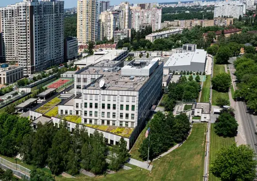 Посолството на САЩ в Киев затвори заради опасност от руска въздушна атака