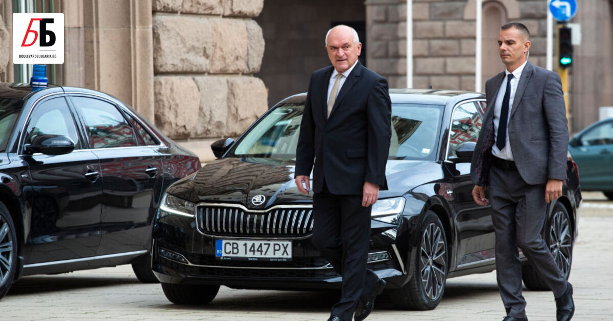 Димитър Главчев е предложил Маргарита Николова и Силвия Къдрева за