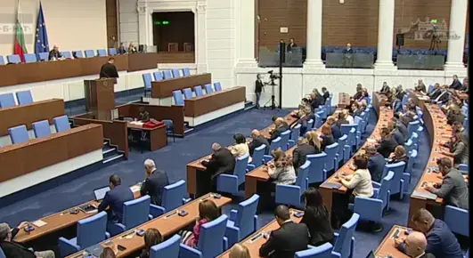 Депутатите заложиха на същите кандидати и при 7-ия опит за избор на председател на НС