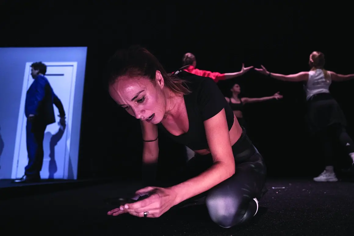 "НОРА" с режисьор Тимофей Кулябин и "Куклен дом, втора част" с режисьор Ясен Пеянков