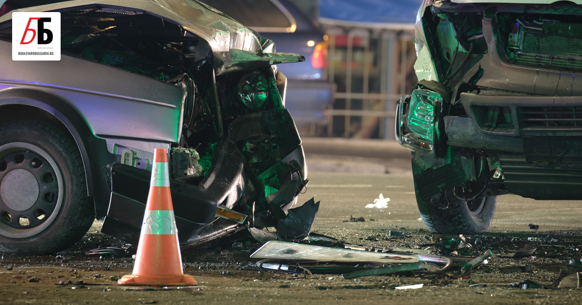 Мъж и две деца са загинали при тежка верижна катастрофа