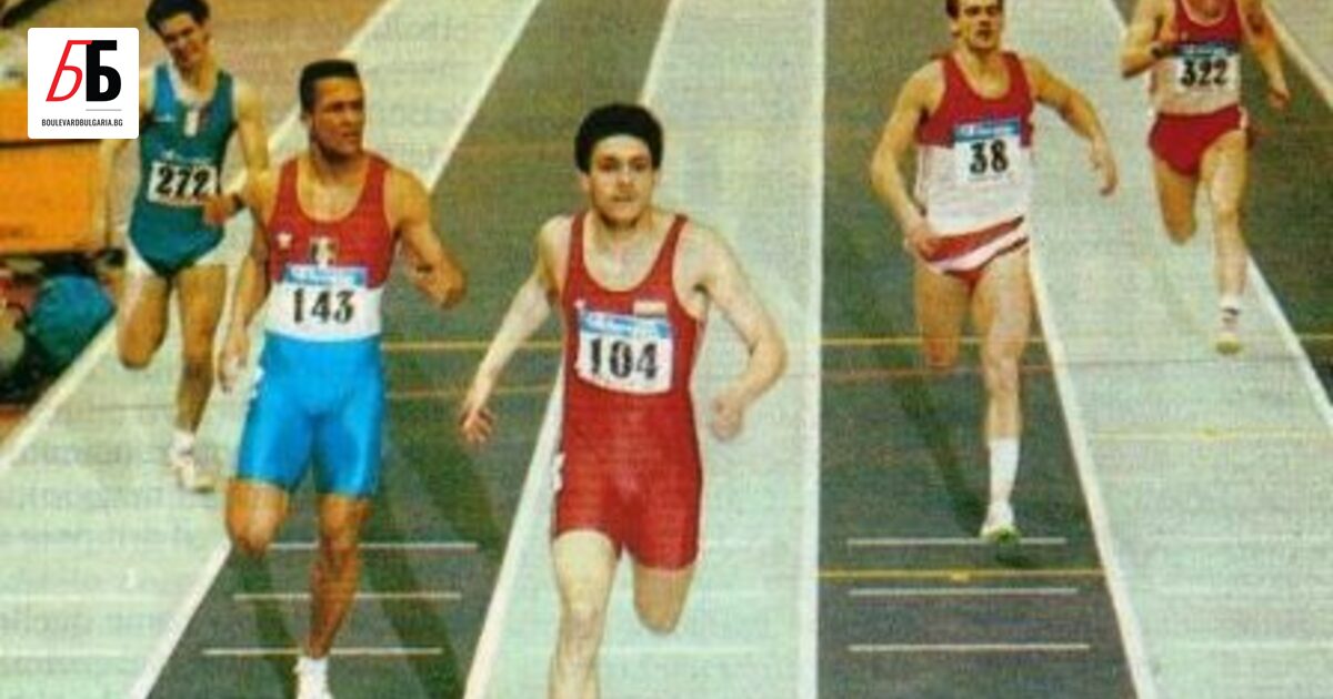 2017 година, Разград. Часът е след полунощ. Николай излиза от