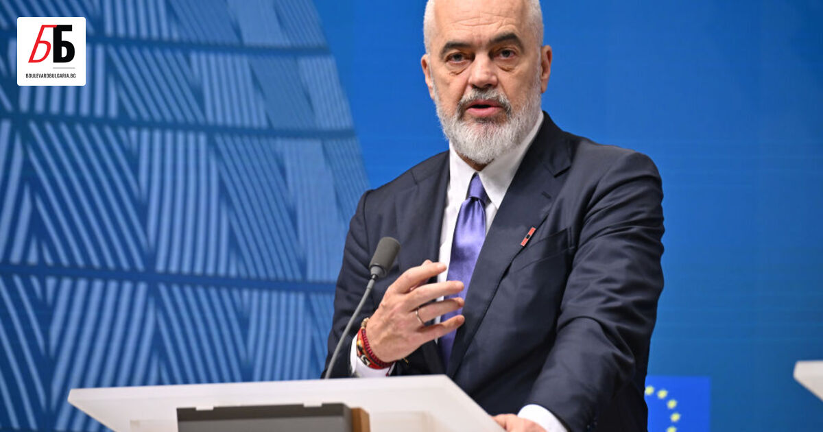 Албанците гласуват на парламентарните избори в неделя, които са ключови