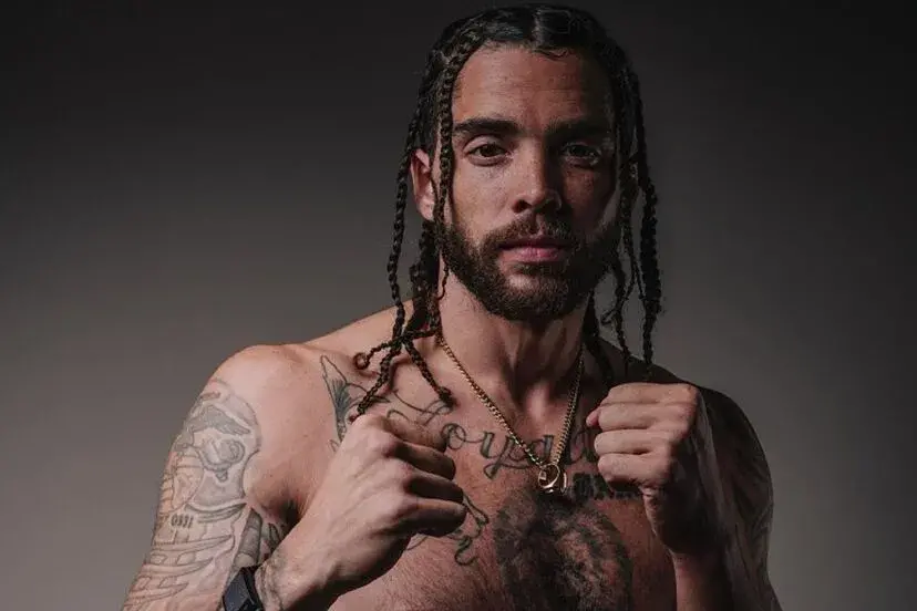 Боксьорът Пол Бамба почина внезапно на 35 г., броени дни след шампионска титла