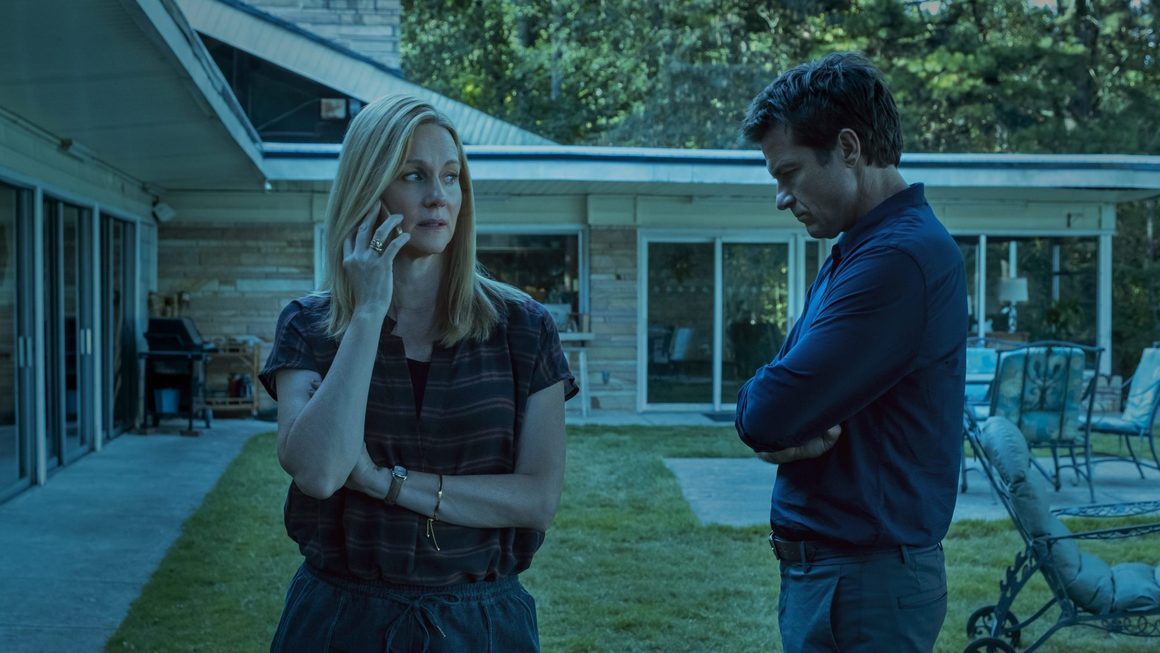 <br><br>
<b>Netflix</b>
<br><br>
За втори път Netflix се класира на челната позиция като платформата с най-много номинации в различните категории. Компанията надмина собственото си постижение от 2019 г., като достигна до сумата от 160 номинации за една година. 18 от тях са заслуга на създателите на Ozark.