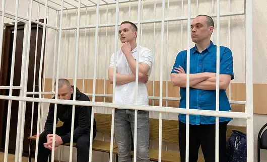 Русия праща адвокатите на Навални в наказателна колония