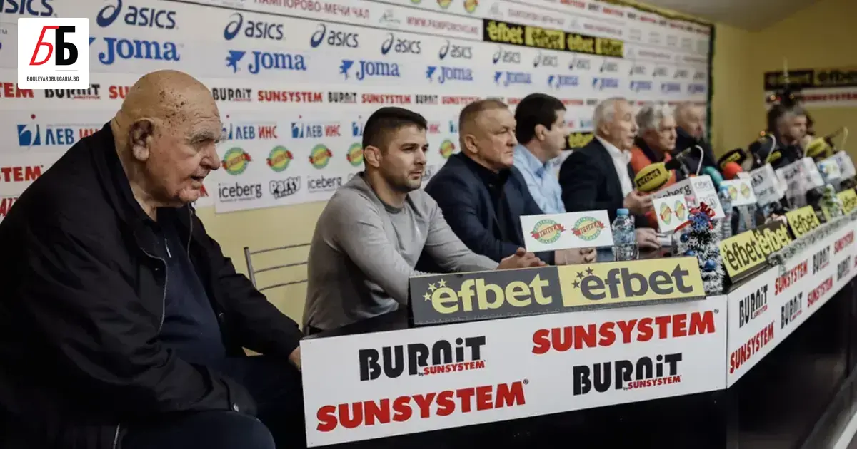 Легенди на българската борба се обединиха срещу руския треньор на