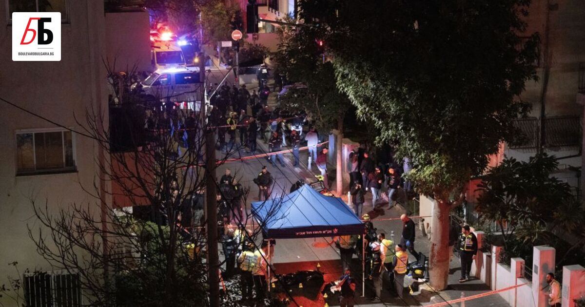 Най-малко четирима души бяха ранени при нападение с нож в