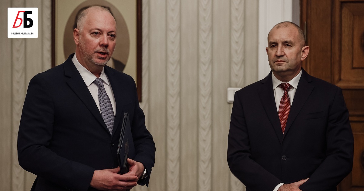 Премиерът Росен Желязков обвини президента Румен Радев в това, че