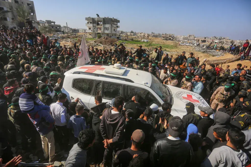 Израел преустанови освобождаването на палестински затворници "до второ нареждане"