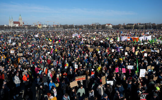 Повече от 200 000 души протестираха в Мюнхен в събота