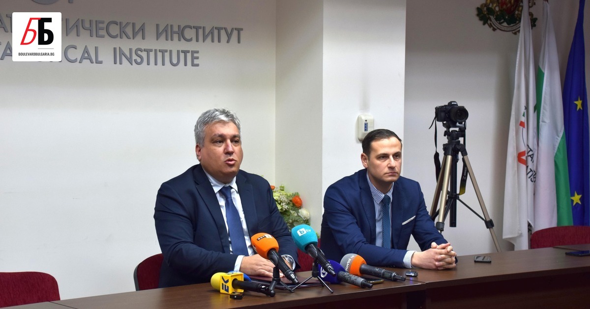 Председателят на НСИ Атанас Атанасов съобщи в личния си профил