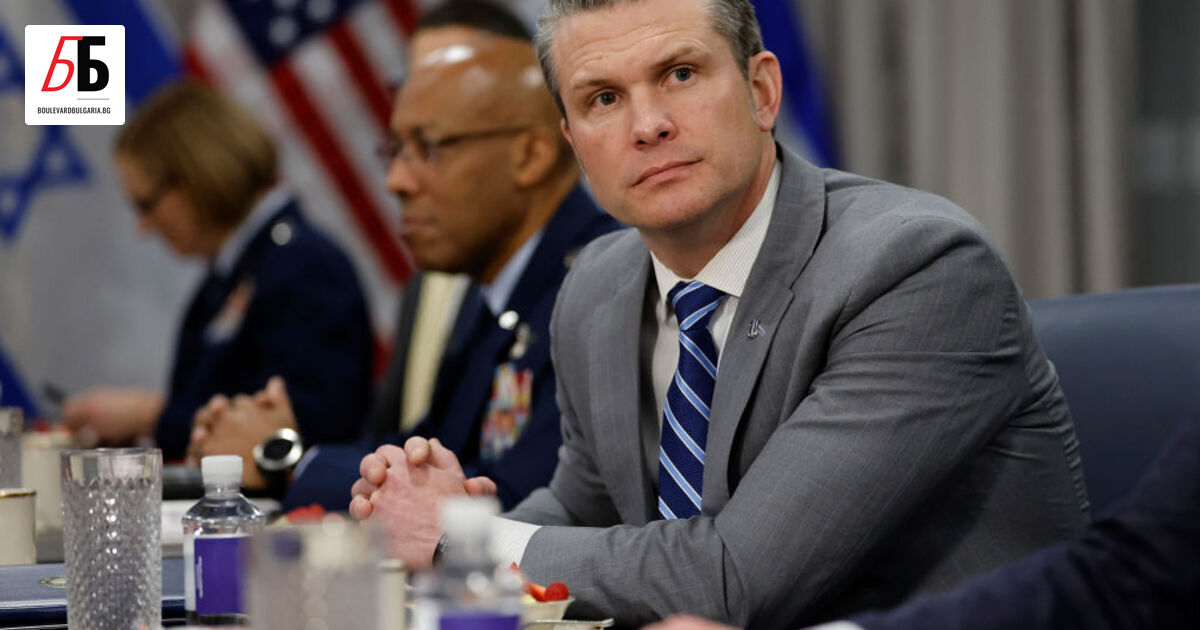 Министърът на отбраната на САЩ Пийт Хегсет е първият член