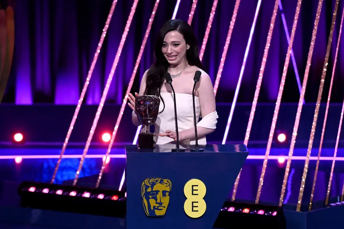 Майки Мадисън и съветът на Робърт Де Ниро