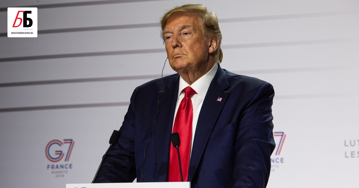 Икономиката на САЩ се е свила за първи път от