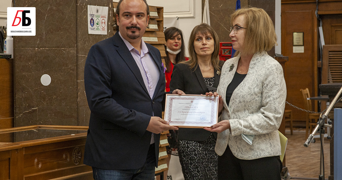 Министърът на културата Мариян Бачев е назначил Красимир Димитров за