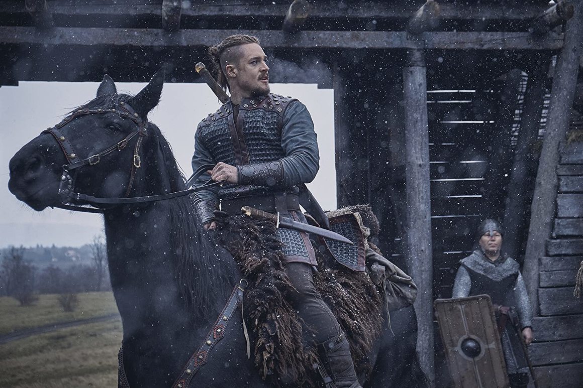 10) <b>The Last Kingdom (2015- ) </b>- британска историческа драма по "Саксонските истории" на Бърнард Корнуел, която разказва за битките за господството над Англия пред 9-10 век
<br><br>
Общо гласове: 74429<br>
Среден рейтинг на епизод: 8.96<br>
Общо епизоди: 36