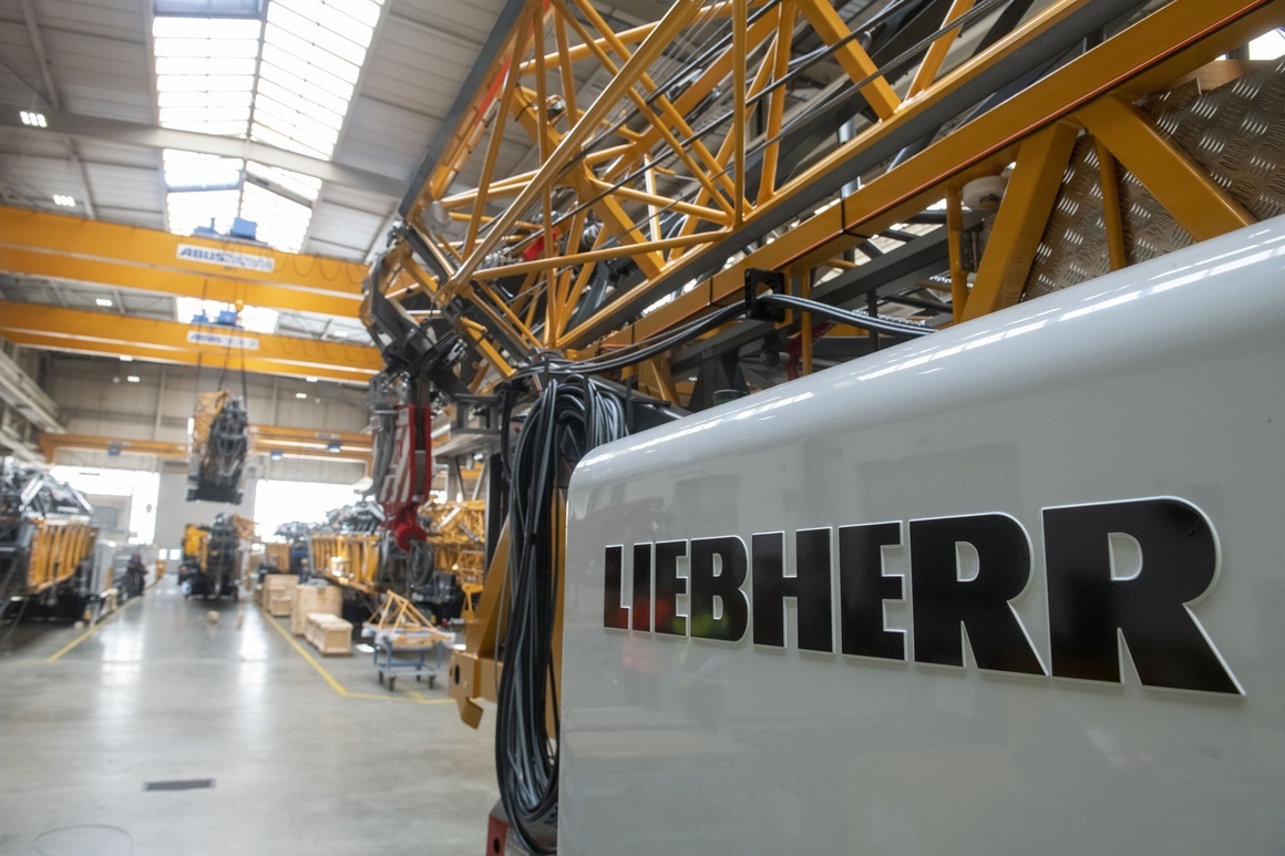 Германският Liebherr мести част от производството си край Пловдив