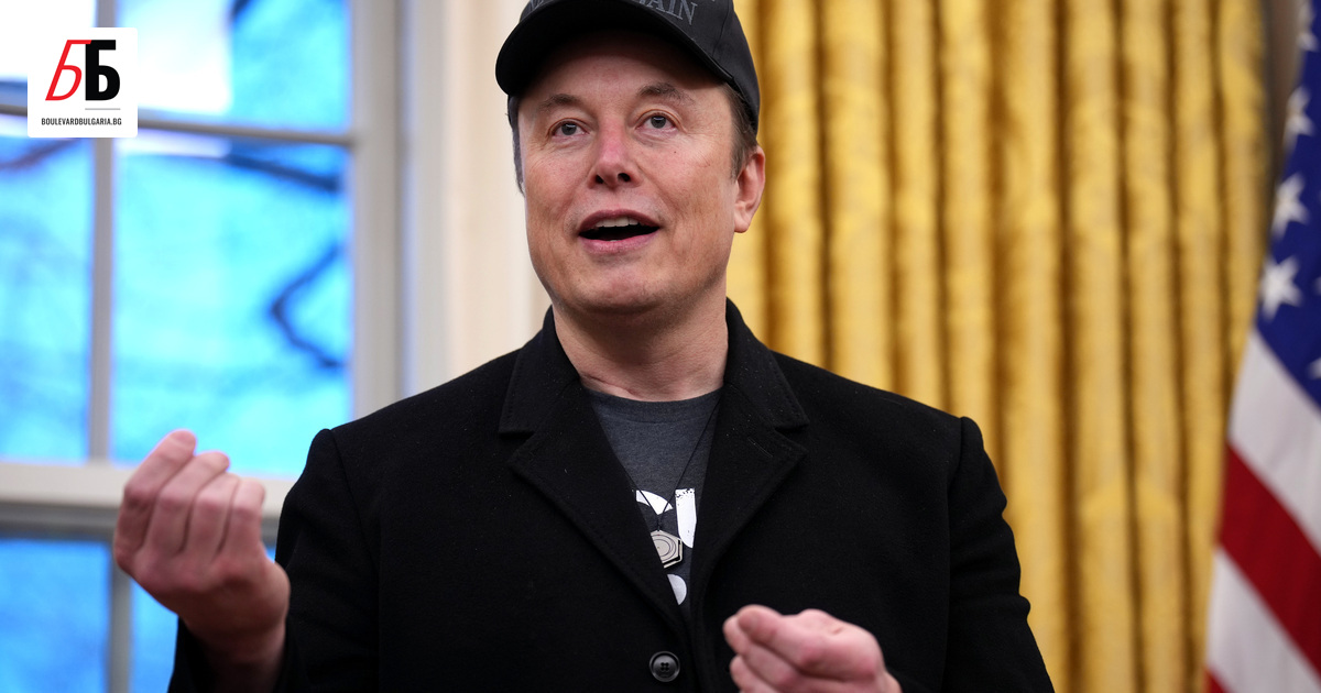 Илон Мъск отрече спекулациите, че може да прекъсне сателитната интернет