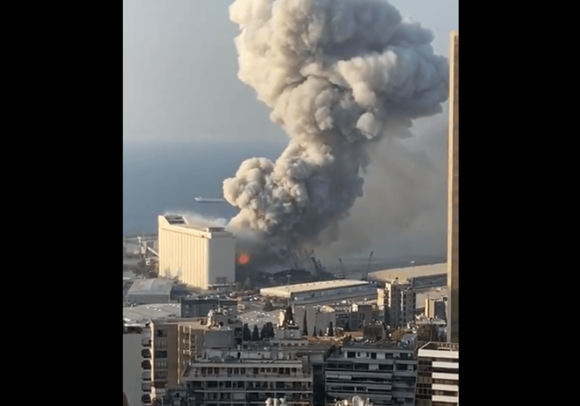 Огромен взрив след пожар разтърси Бейрут, множество жертви