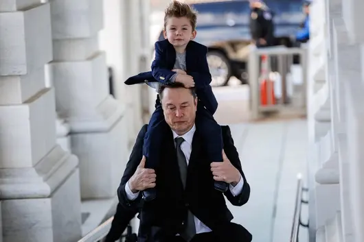Мъск пуска Baby Grok - чатбот с изкуствен интелект, създаден за деца