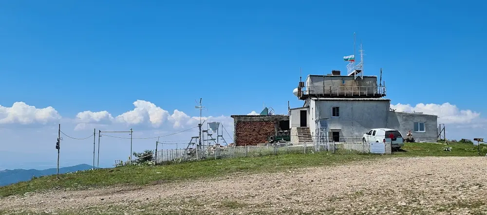 Нападателят на метеоролозите на връх Мургаш няма да бъде съден - не е знаел какво прави