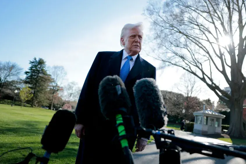 Тръмп разговаря с Путин и обяви, че войната в Иран ще свърши "много скоро"