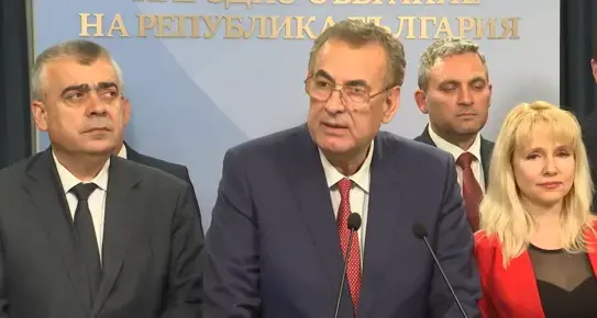 ДПС на Доган решава  дали да оттегли подкрепата си за кабинета