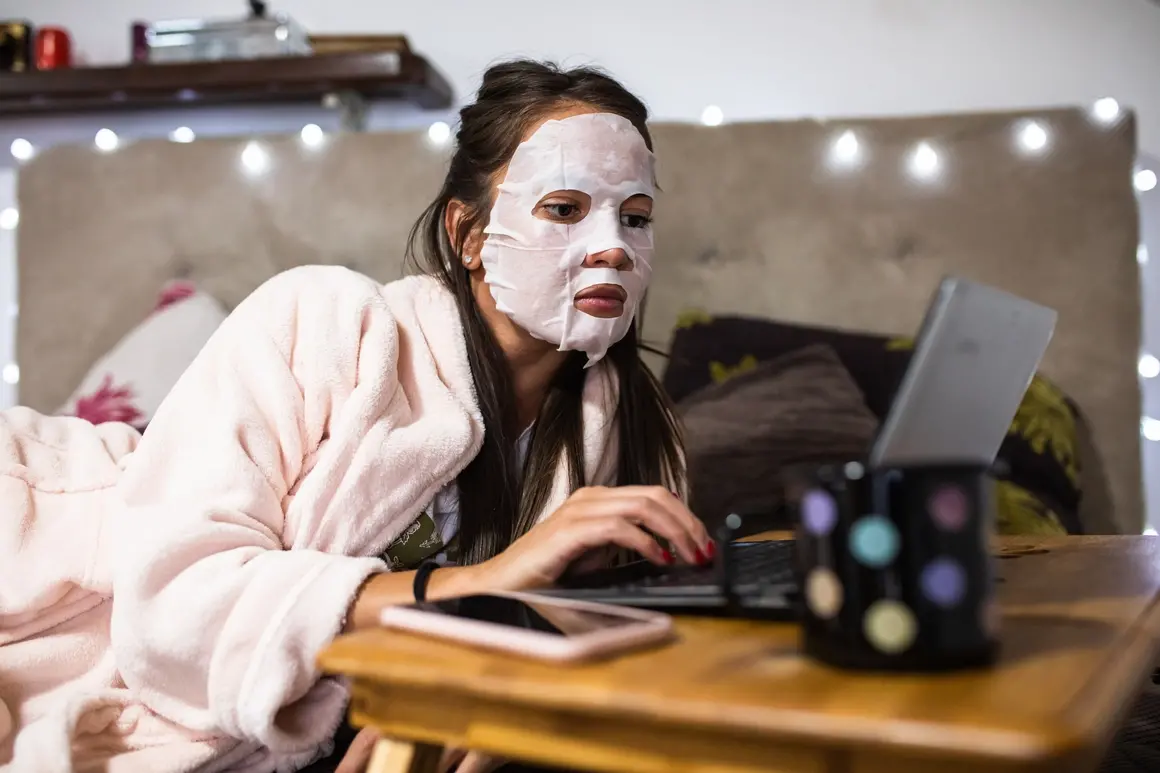 Sheet маските за лице, които спечелиха не само gen Z