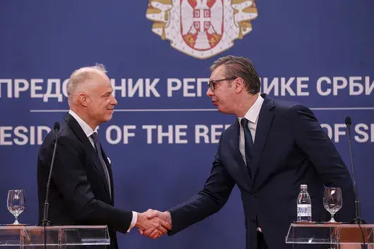 Сърбия и Унгария се подготвят за военен съюз