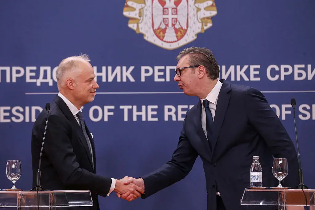 Сърбия и Унгария се подготвят за военен съюз