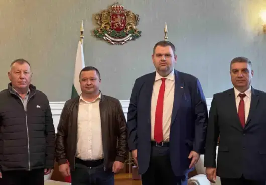 Делян Пеевски присъедини още един кмет на Доган от област Разград