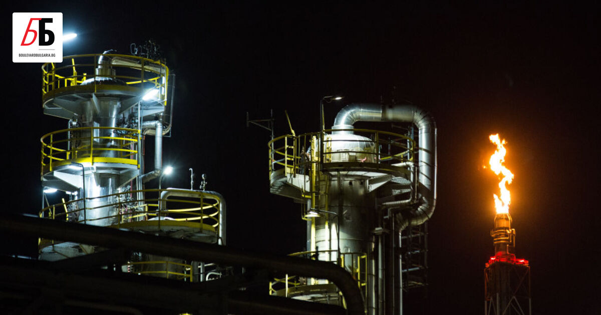 Чехия обяви независимост от доставките на руски нефт, като преминава