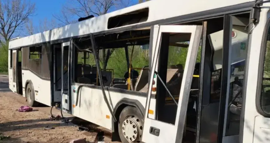 Руски дрон уби 9 души при поредна атака срещу цивилни в Украйна