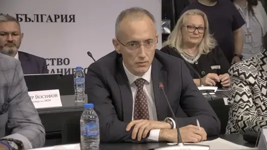Родителите ще могат да избират дали детето им да учи религия в новия предмет по "Добродетели"