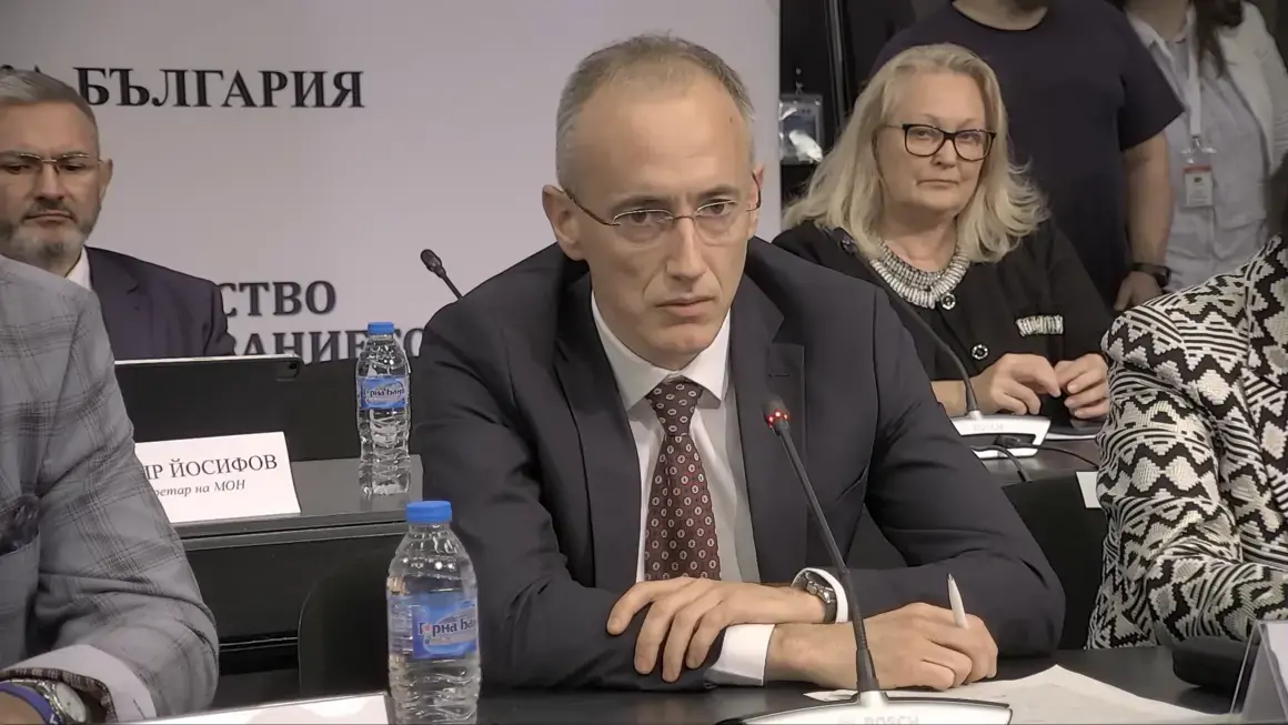 Родителите ще могат да избират дали детето им да учи религия в новия предмет по "Добродетели"